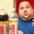“La Coca-Cola está controlando mi vida”; bebe 18 latas al día [EN]