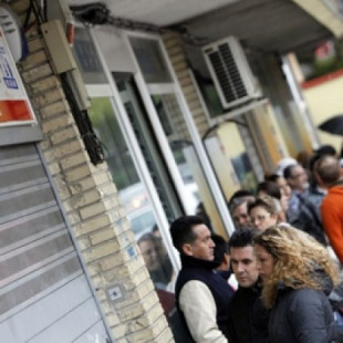 El paro volverá a subir con fuerza en España en 2012, según la OCDE
