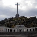 Los expertos recomiendan sacar los restos mortales de Franco del Valle de los Caídos con autorización de la Iglesia