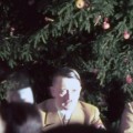 Fotografías de Hitler en la celebración de Navidad al inicio de la Segunda Guerra Mundial