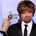 Peter Dinklage (Tyrion Lannister) dedica el Globo de Oro a un enfermo de enanismo que fue humillado en un bar
