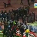 Al menos 53 personas mueren en un partido de fútbol en Port Said (Egipto) [ENG]