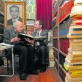 Un jubilado dona 23.300 volúmenes al Ayuntamiento de Vitoria