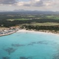 El PP acelera el hotel gigante junto a una playa virgen en Baleares