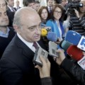 El ministro de Interior defiende que se enseñe "la misma historia de España"