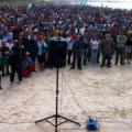 Una «marea humana» protesta contra la construcción del hotel gigante en una playa virgen de Mallorca
