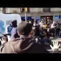 Pillado un mosso de paisano en la manifestación alternativa de Barcelona