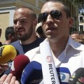 Los neonazis griegos arremeten contra los kioskos electorales de la izquierda radical