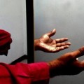 Historia de la paciente que hizo “brotar” dedos nuevos a su mano amputada