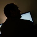 Reino Unido quiere implantar “cajas negras” que permitan espiar a los ciudadanos en la red