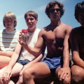 Cinco chicos se toman la misma foto durante 30 años (ENG)