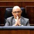 El PP evita que Rajoy y Montoro expliquen los recortes