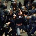 Policía española dispara balas de goma en las manifestaciones de Madrid [ENG]