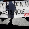 Manifestantes antifascistas griegos "torturados por la Policía" tras choques con Amanecer Dorado [ING]