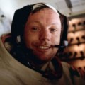 Neil Armstrong trajo agua de la Luna