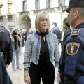Alicante compra anoraks que valen 575 euros cada uno para sus policías