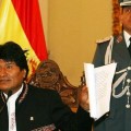 Las cámaras graban cómo un diputado ebrio viola a una mujer en Bolivia