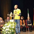 Stop Desahucios Huelva rechaza la medalla de la Junta durante el acto de entrega