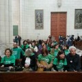 Profesores interinos de Madrid inician un encierro en la Almudena