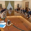 El Consejo de ministros aprueba echarle la culpa a Zapatero ocho meses más