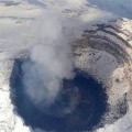 Las explosiones del volcán Popocatépetl han excavado un cráter de 40 metros