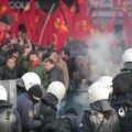 La policía turca eleva la represión y ataca las sedes del Partido Comunista Turco (TKP)