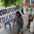 Un profesor oscense a la consejera de Educación de Aragón: "Es una desfachatez su presencia en este acto"