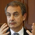 Zapatero: "Defiendo a Rajoy, sé lo difícil que es ser presidente"