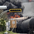 Al menos 60 personas han desaparecido y se han destruido unos 30 edificios por la explosión del tren en Canadá