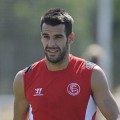 Sevilla y City cierran el traspaso de Negredo