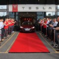 Tesla entrega su primera berlina eléctrica Model S en Europa