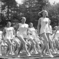 Los ideales femeninos nazis: Descubren escuelas de formación de esposas perfectas