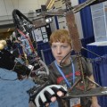 Adolescente fabrica prótesis robótica gracias a la impresión 3D