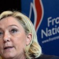 Marine Le Pen molesta con la ropa y aspecto físico de los rehenes liberados