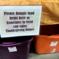 Un Walmart de Ohio está recogiendo alimentos para sus propios empleados (INGLÉS)
