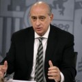 Fernández Díaz: "Una ofensa contra España o las CCAA, será sancionado como infracción grave"