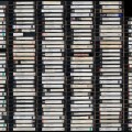 La increíble historia de la mujer que grabó 35 años de TV en 144.000 cintas de VHS