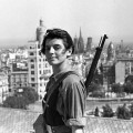Marina Ginesta de Juventudes Comunistas, con 17 años, en Barcelona durante la Guerra Civil Española - 21/07/1937 (ENG)