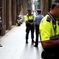 Reclaman 155.000 euros a un pensionista multado por colgar carteles en la calle