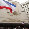 Desconocidos asaltan el edificio del parlamento de Crimea