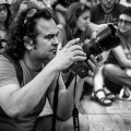 Multan con 400 euros a un fotógrafo por tomar imágenes de una concentración en Málaga