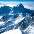 Cada montañero que suba al Everest deberá recoger ocho kilos de basura por ley