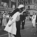 Muere el marinero que besó a una enfermera en Times Square