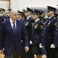 La Policía pretende gastar tres millones de euros en militarizar su uniforme