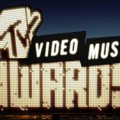 Los ultracatólicos cargan contra los videoclips de MTV, KISS y Los 40 por “pornográficos”