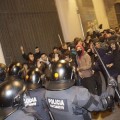 La marcha de la desobediencia en Barcelona acaba con cargas policiales