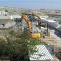 Bulldozers de Israel destruye una mezquita y un centro médico en Jerusalem este (ENG)