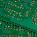 Anatomía de un circuito electrónico: ¿por qué las tripas de mi ordenador son verdes?