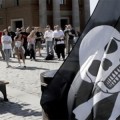 Los piratas se unen y levan anclas para las europeas