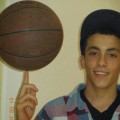 Se llamaba Nadeem Nowarrah y jugaba al baloncesto